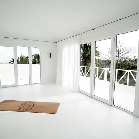 Amonita Villa *