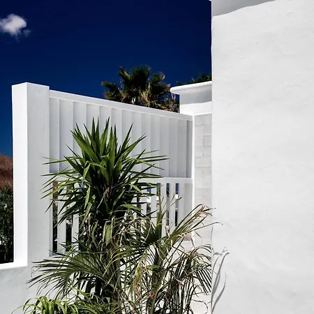 Amonita Villa *
