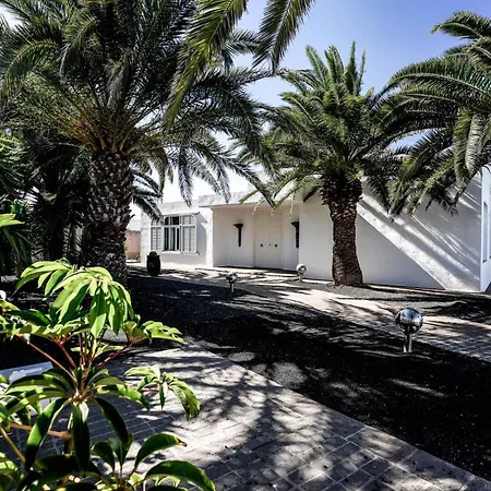 Amonita Villa