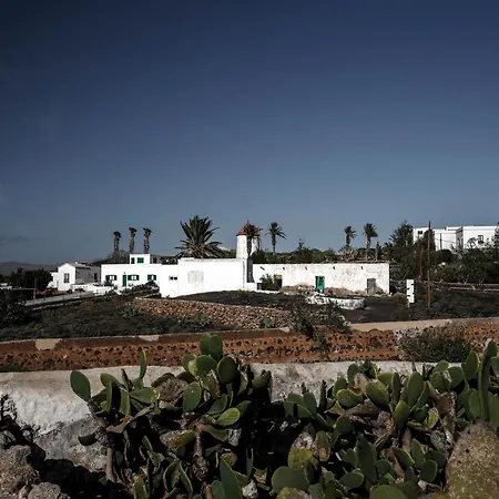Amonita Villa *