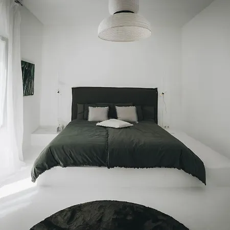 Amonita - Luxurious Space, Private Pool Villa *