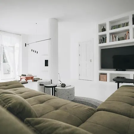 Amonita - Luxurious Space, Private Pool