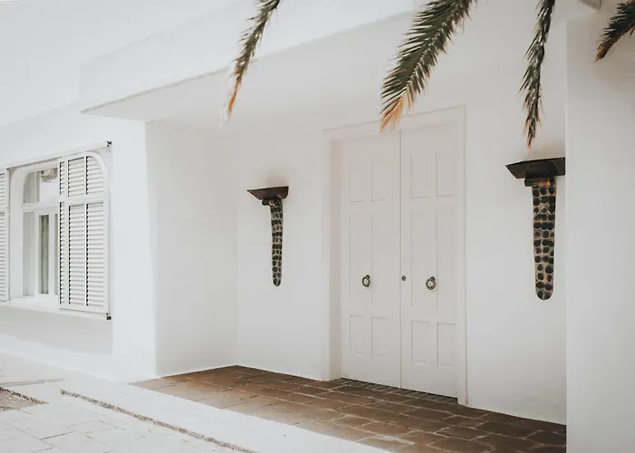 Amonita - Luxurious Space, Private Pool Villa *