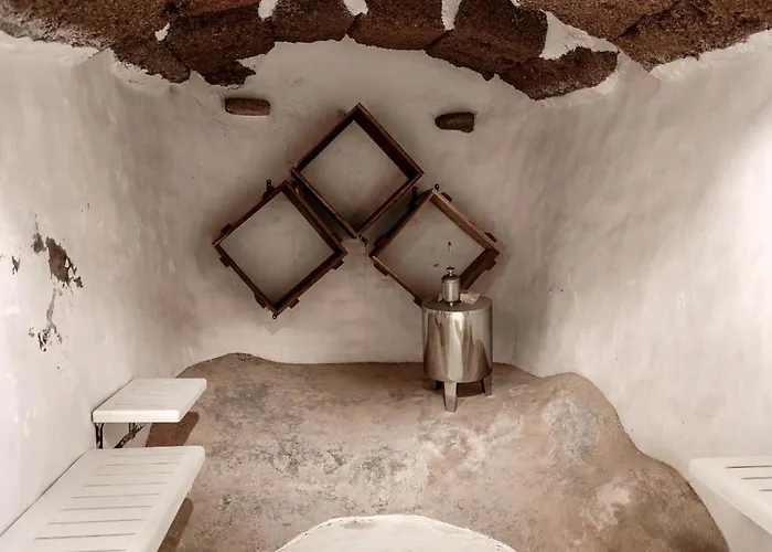 Amonita - Luxurious Space, Private Pool *