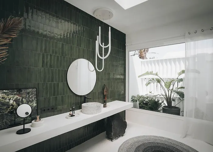 Amonita - Luxurious Space, Private Pool *