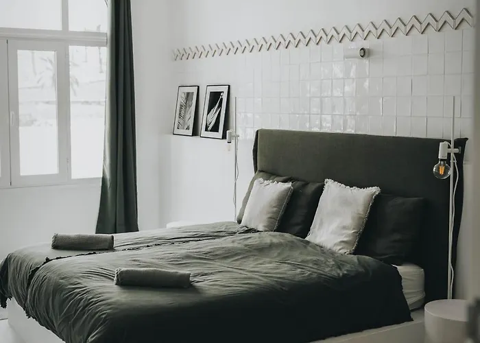 Amonita - Luxurious Space, Private Pool Villa