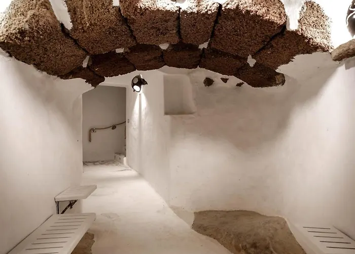 Amonita - Luxurious Space, Private Pool Villa