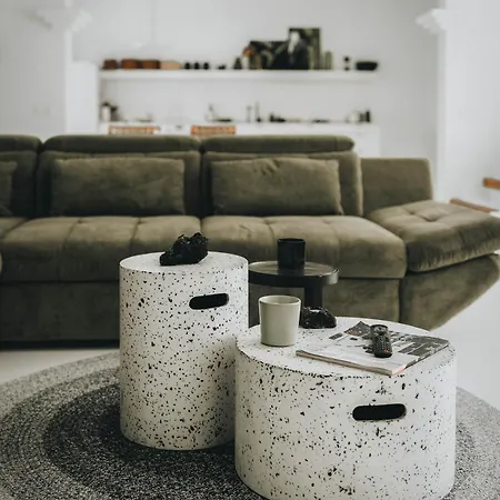 Amonita - Luxurious Space, Private Pool * Tiagua